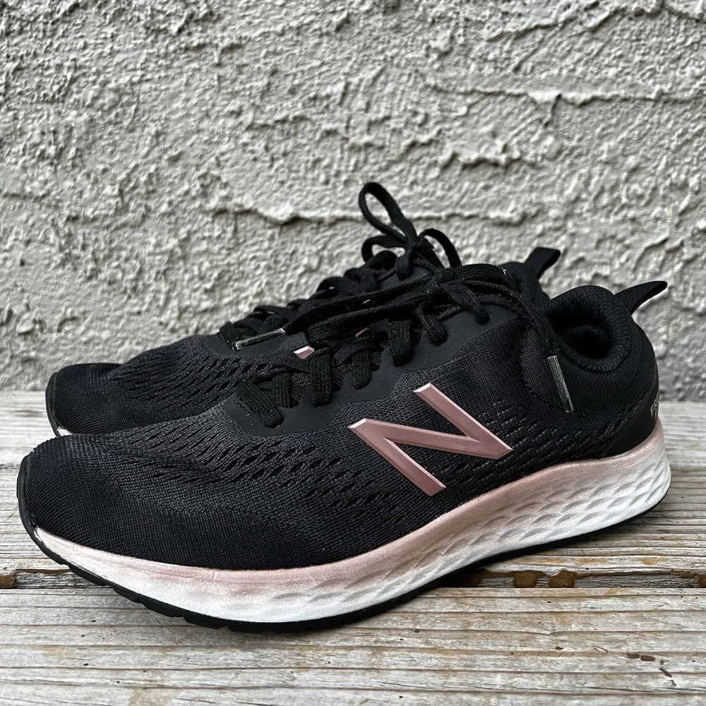 New Balance Shoes Women Size 8 Fresh Foam Arishi V3 Black/Pink Running/Walk